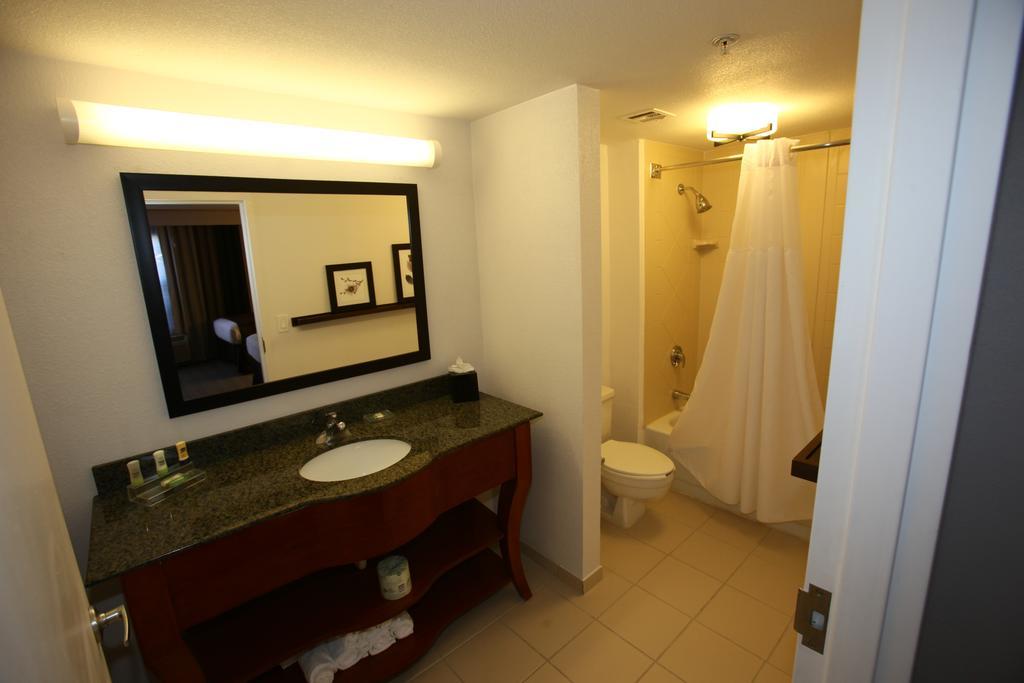 Greentree Inn & Suites Phoenix Sky Harbor Værelse billede