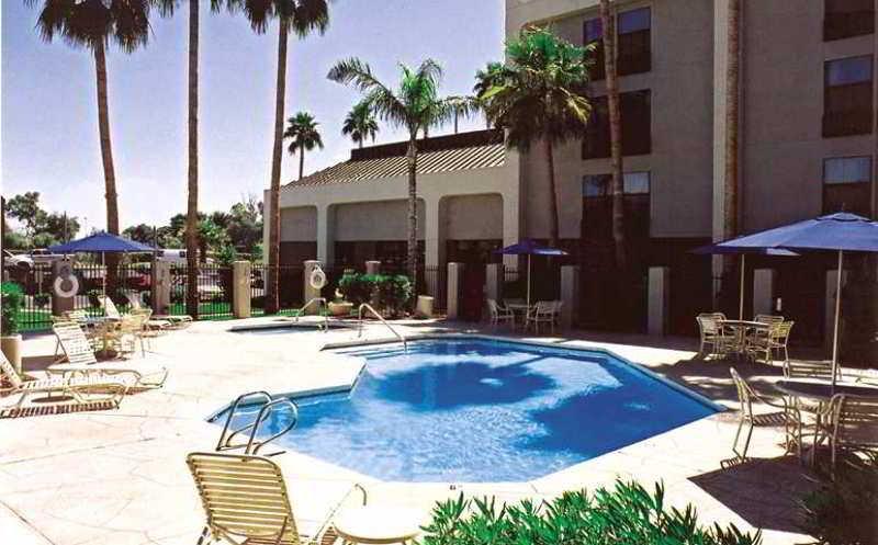 Greentree Inn & Suites Phoenix Sky Harbor Eksteriør billede