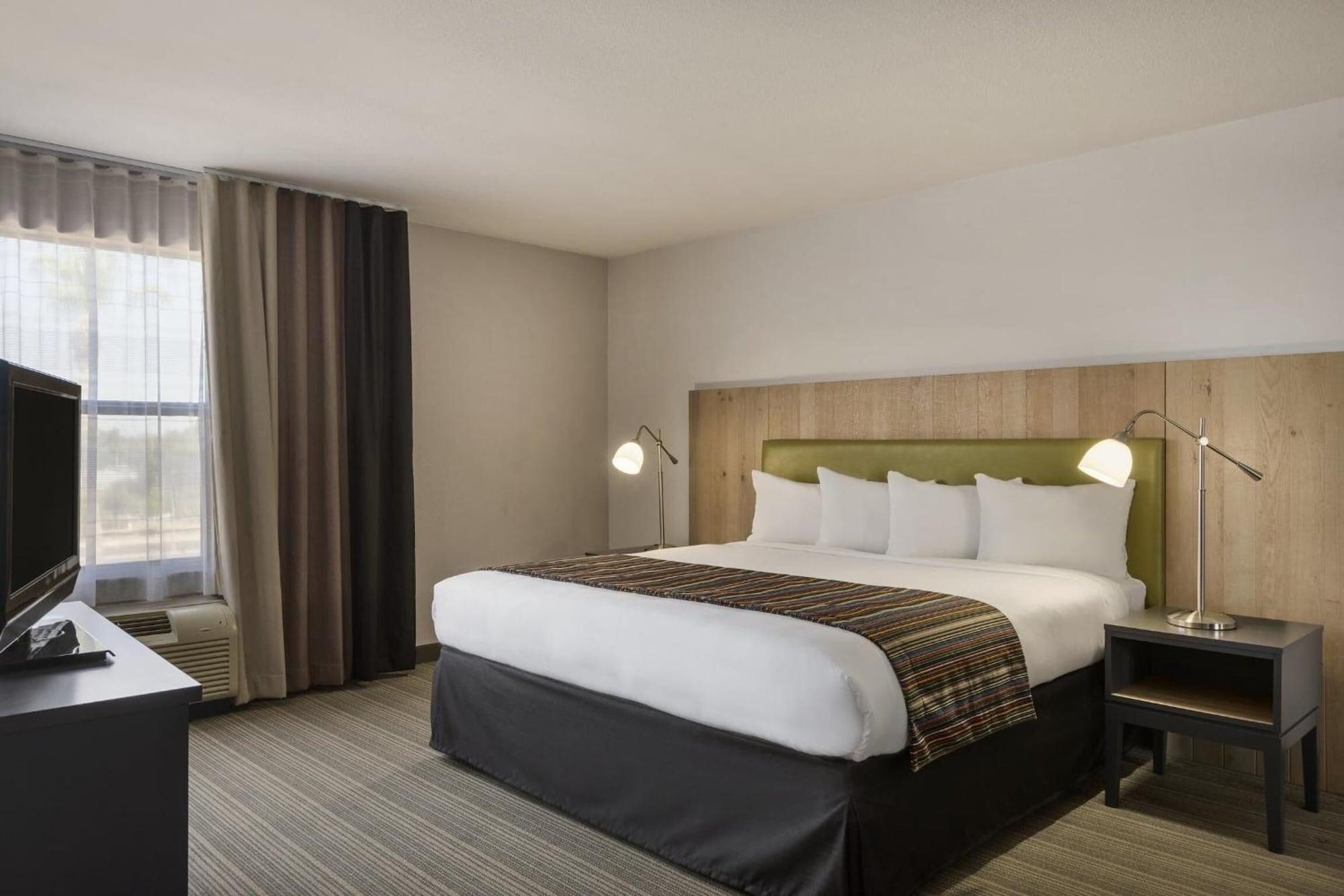 Greentree Inn & Suites Phoenix Sky Harbor Eksteriør billede