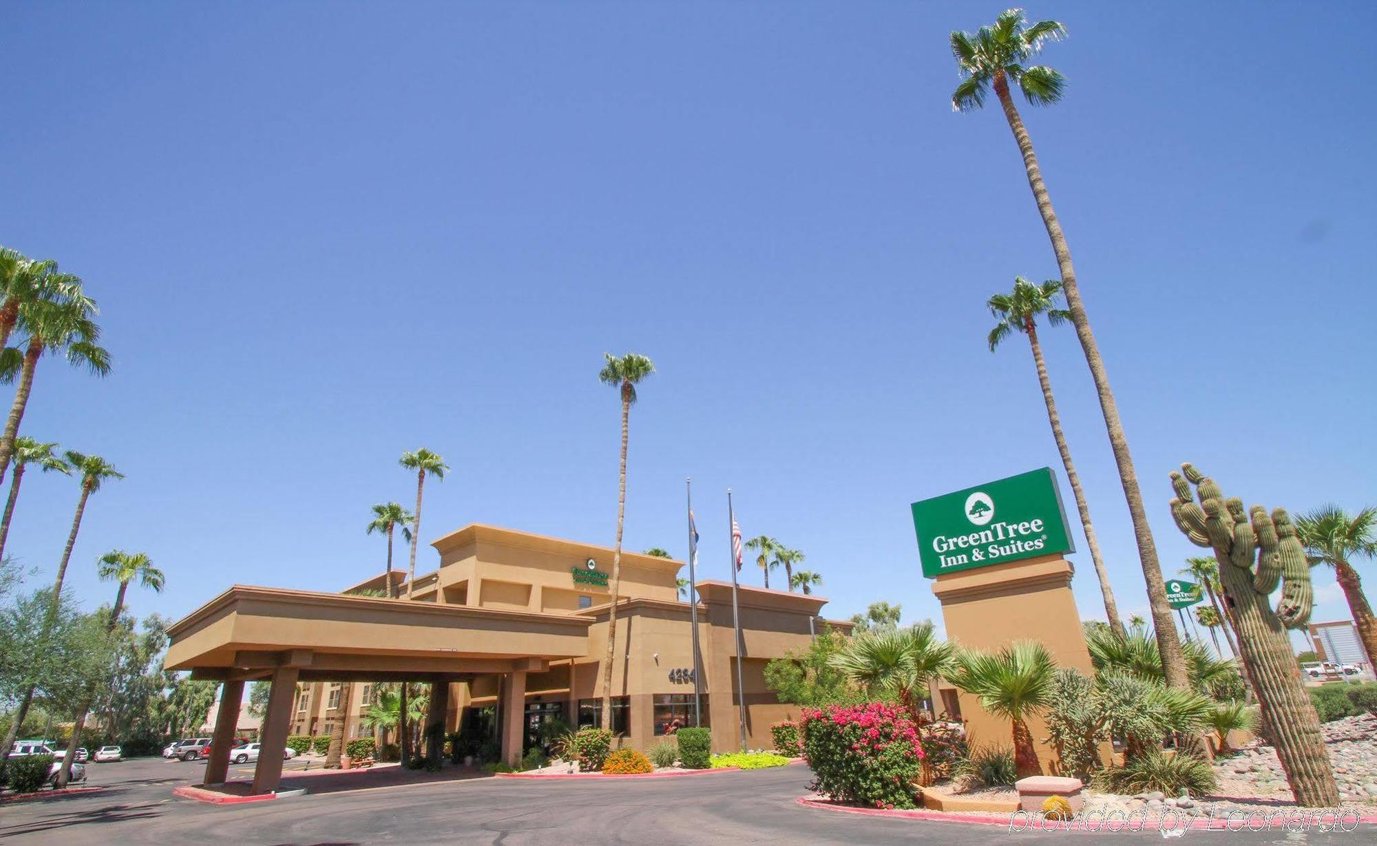 Greentree Inn & Suites Phoenix Sky Harbor Eksteriør billede
