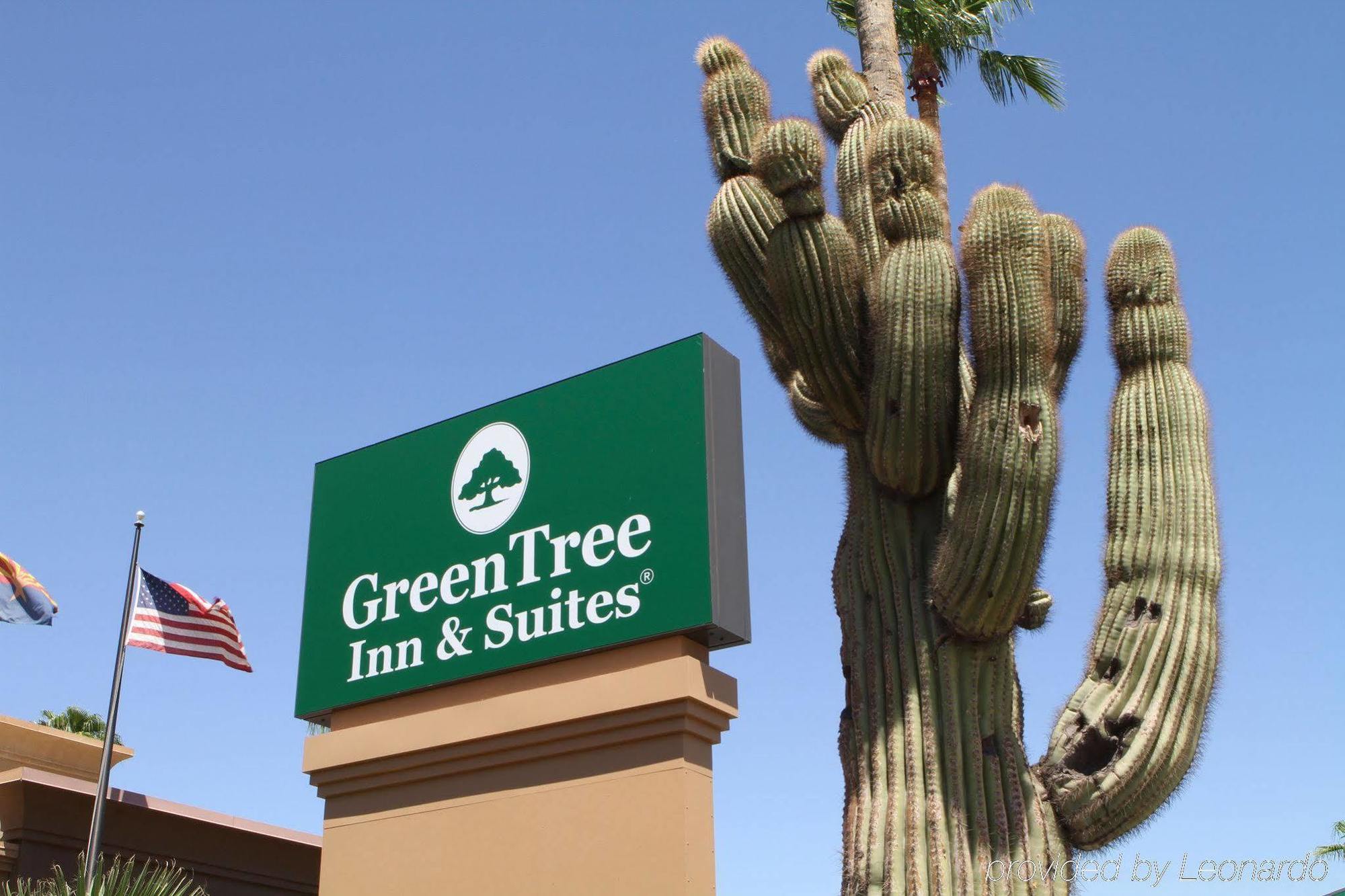Greentree Inn & Suites Phoenix Sky Harbor Eksteriør billede