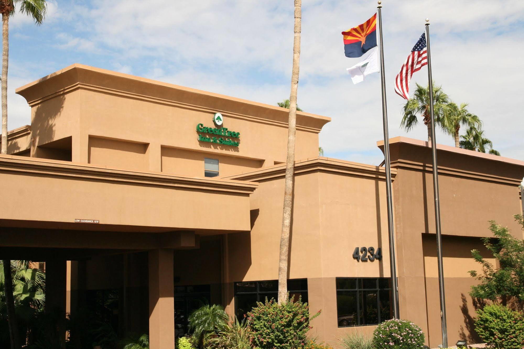 Greentree Inn & Suites Phoenix Sky Harbor Eksteriør billede